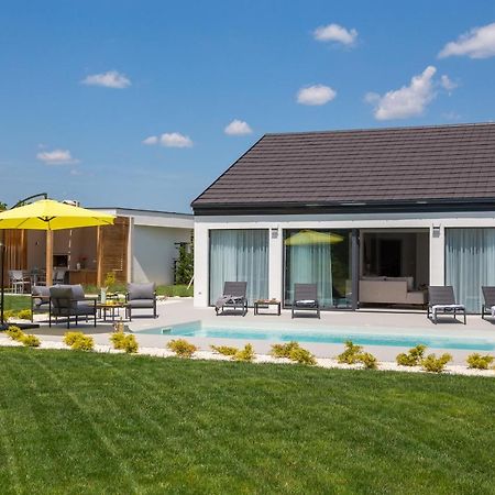 Bandelli Villas Oklaj Zewnętrze zdjęcie
