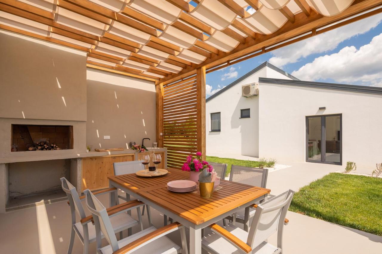 Bandelli Villas Oklaj Zewnętrze zdjęcie